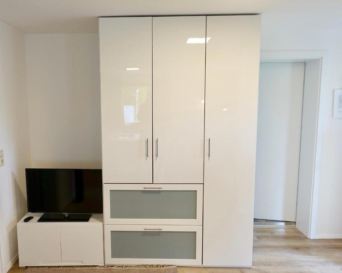 Ferienwohnung #4 Mit Terrasse In Zentraler Dennoch Ruhiger Lage - Stadtbus Vor Der Tuer! Lindau  Esterno foto