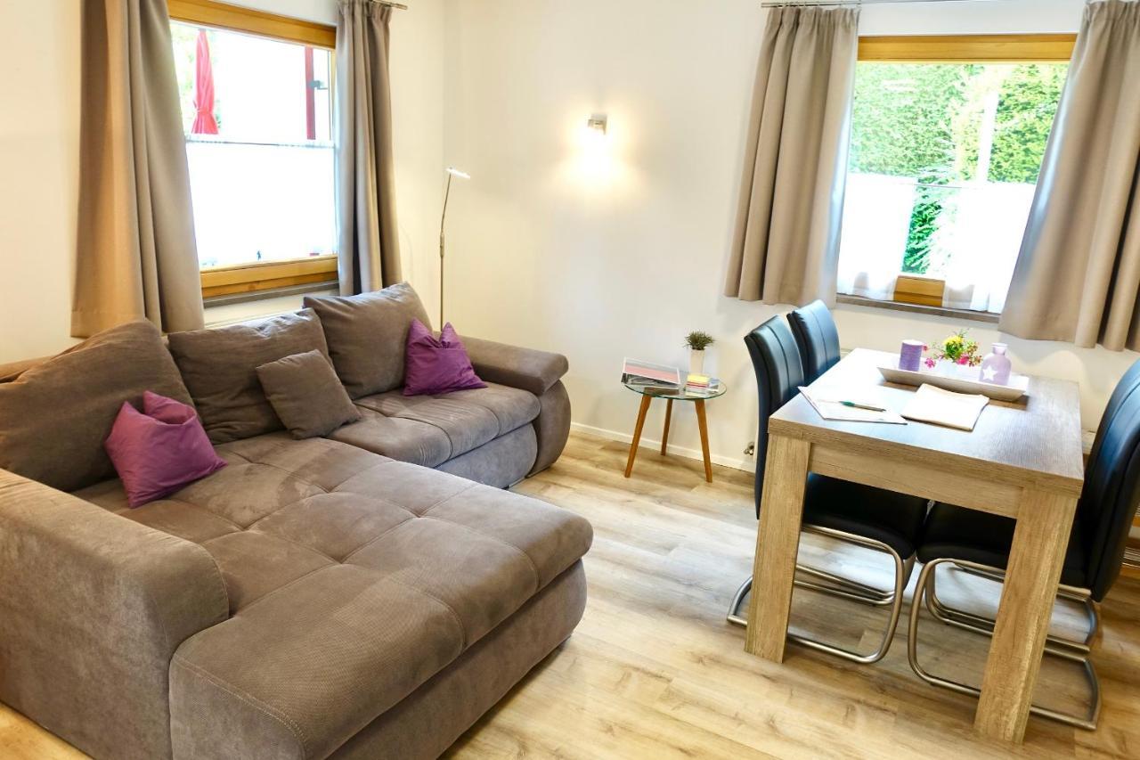 Ferienwohnung #4 Mit Terrasse In Zentraler Dennoch Ruhiger Lage - Stadtbus Vor Der Tuer! Lindau  Esterno foto
